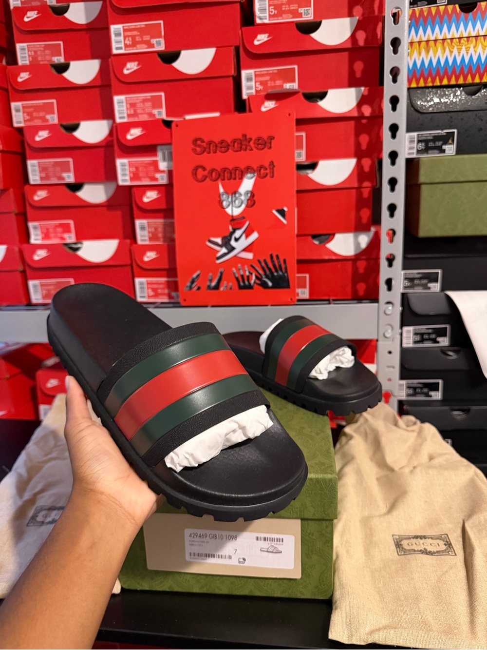 Men Gucci Black Slides with Green and Red Web Stripe Men Size 7.5